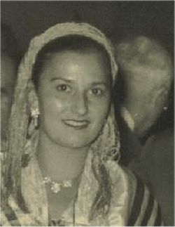 ANNA LUBRANO LAVADERA