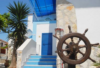 Hotel Celeste a Procida. Procida. Marina Chiaiolella.
