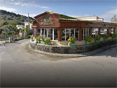 Ristorante sul mare Il Galeone.